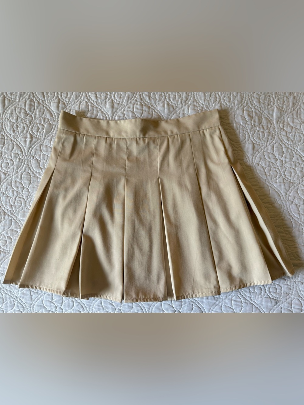Forever 21 Junior’s L Pleated Lined Khaki Skirt - Picture 2 of 6